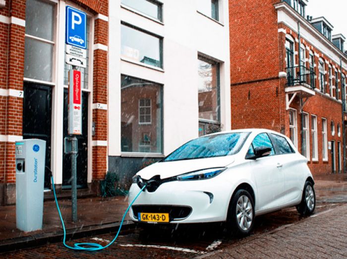 150 Renault Zoe for solar charging project in Holland