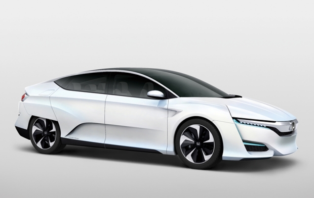 Honda FCV hidrógeno con salida de energía para otros menesteres