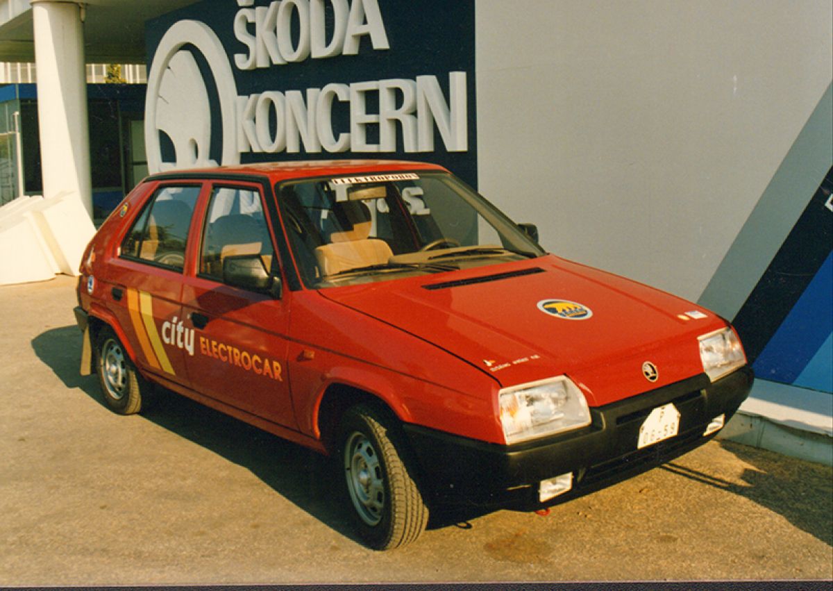Skoda on sale favorit electric