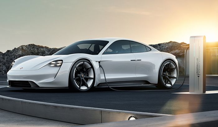 Maserati y Lamborghini se enfrentarán a Tesla