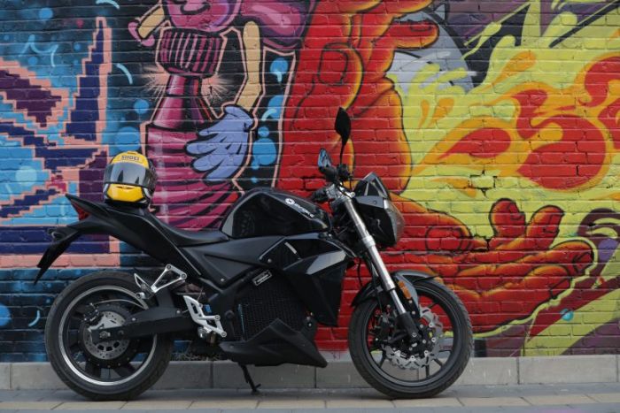Evoke Electric Motorcycles simplifies motorcycle braking with the easiest braking system on the market