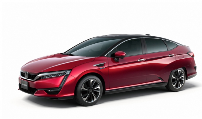 Honda presents Clarity Fuel Cell at Tokyo Motor Show