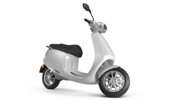 Bolt, electric scooter with a range of 400 km