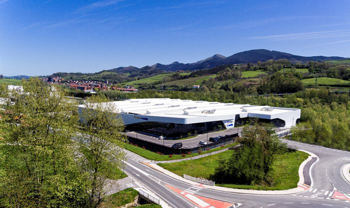 Irizar inaugura primera planta de electromovilidad