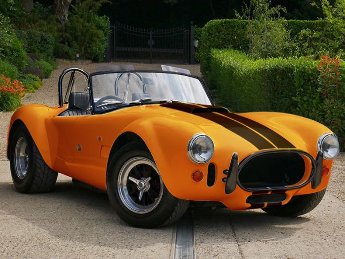 The AC Cobra Series 4–electric