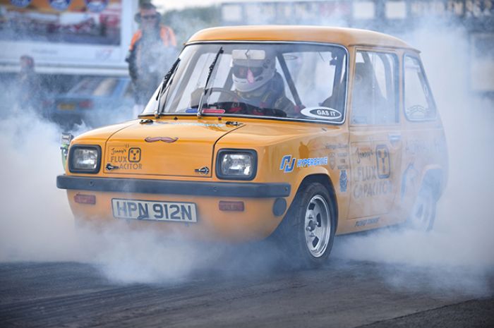 Enfield 8000 retocado, David bate a Goliath