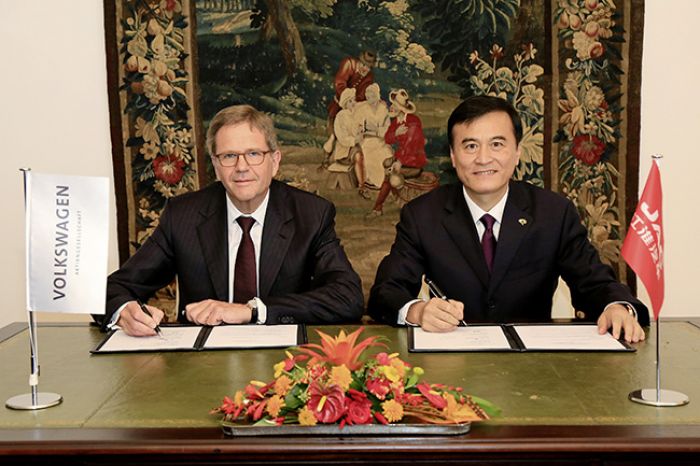 Volkswagen con la china JAC