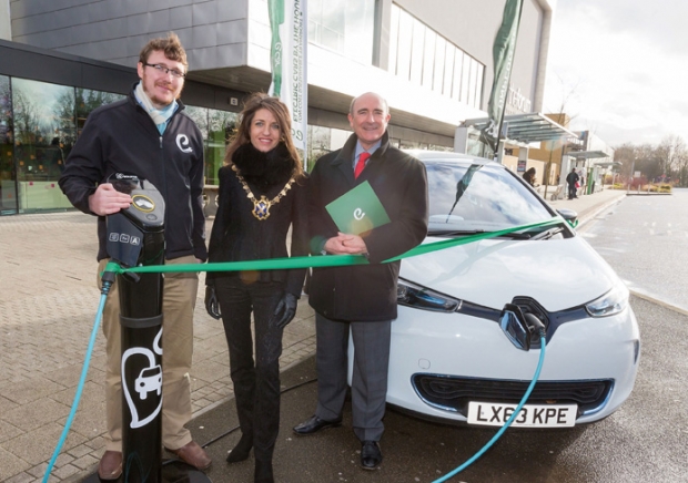 E-Car Club británico ofrece VE por doquier