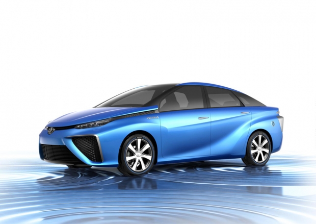 Toyota Fuel Cell Car in 2015