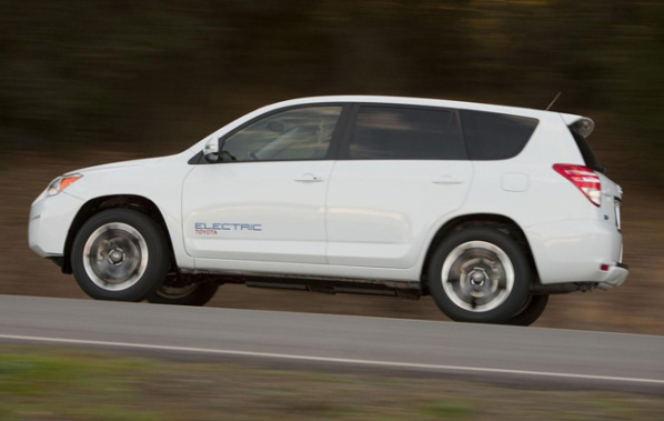 Tesla suministra conjunto de tracción eléctrica a Toyota