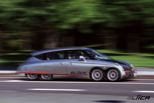 El coche eléctrico venido de otra galaxia