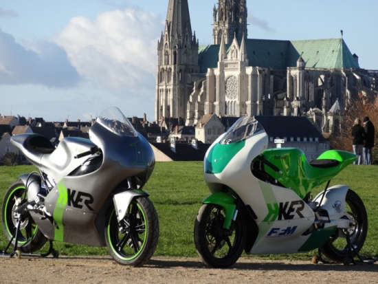 HKer First – La moto que si puede