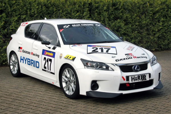 El Lexus CT Híbrido de carrera hace su debut en el Nürburgring