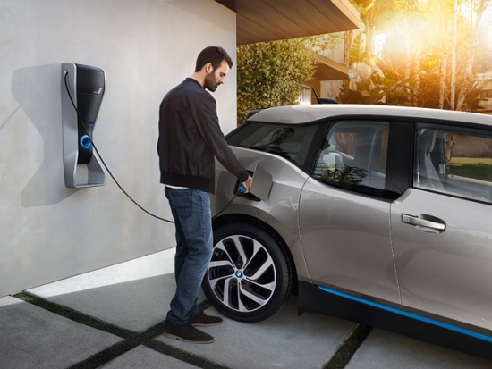 BMW i with Schneider Electric